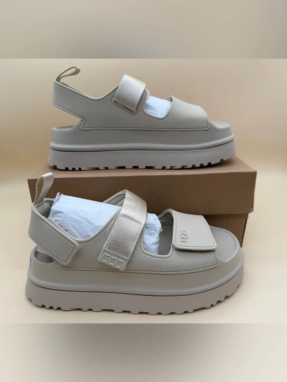 UGG GoldenGlow EVA Platform Sandals Sea Salt Size 9 Woman’s Brand New